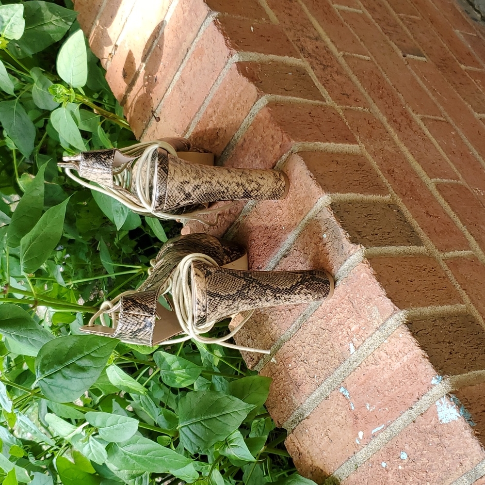 Snakeskin platform heels sz. 10 - Picture 6 of 7